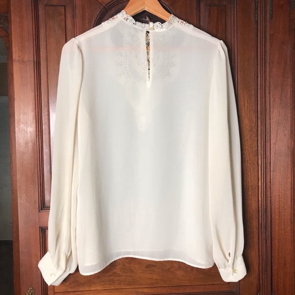 Vintage Cream Long Sleeved Blouse - Picture 3 of 5